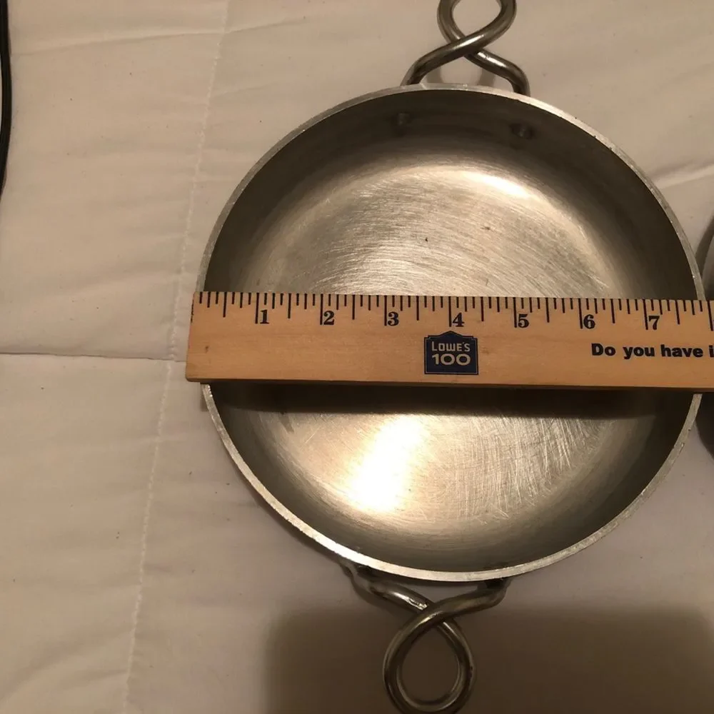 Vtg 2 Art Deco Wear-Ever #J901 Aluminum 9